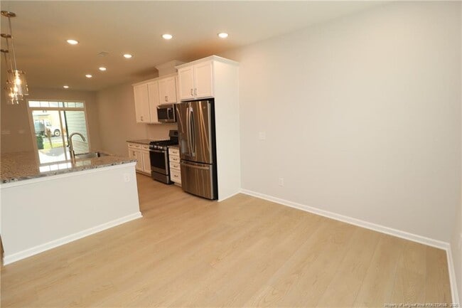 Building Photo - 3131 Cathedral Comb Dr