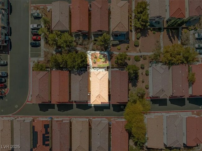 Foto del edificio - 3023 Sunrise Bay Ave