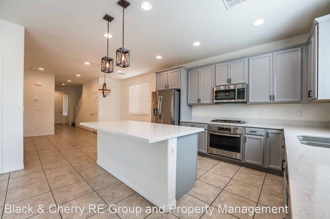Building Photo - 3 br, 2.5 bath House - 9461 Isla Less Ave
