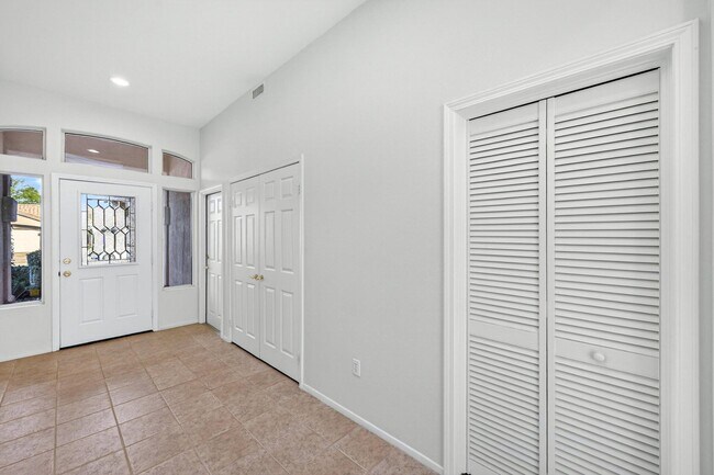 Foto del edificio - 38781 Brandywine Ave