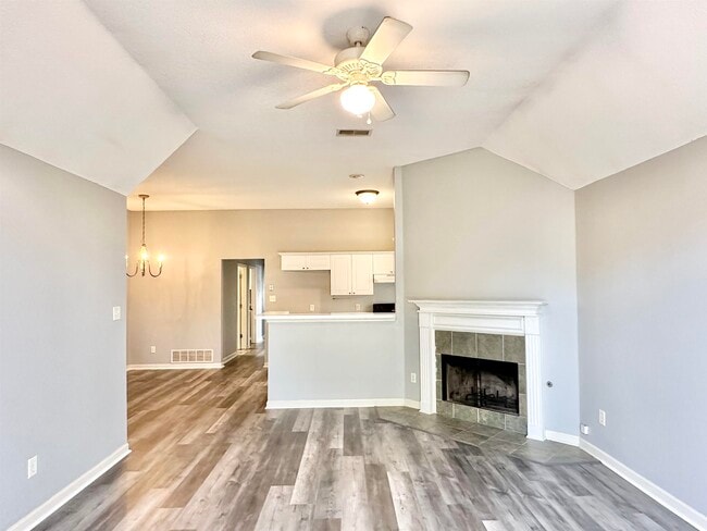 Building Photo - 6876 Wrigley Dr