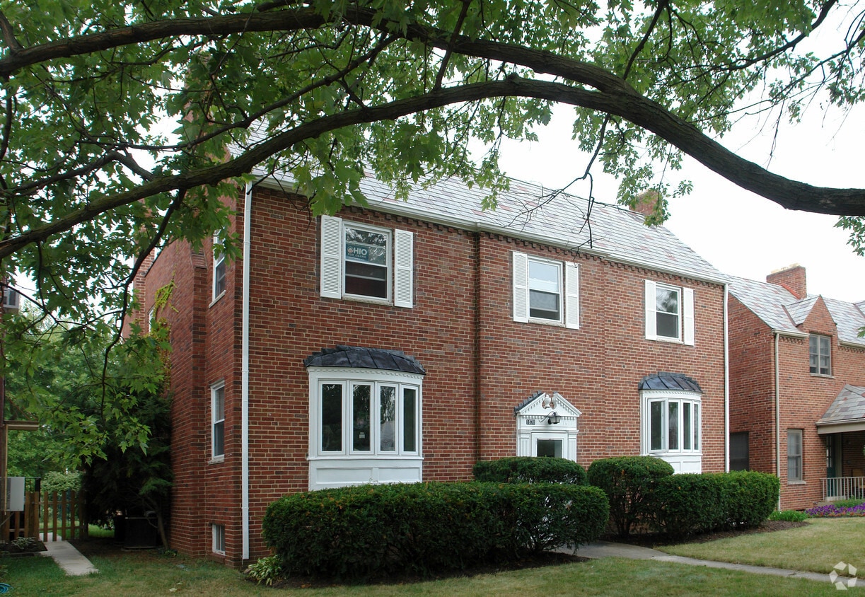 Building Photo - 1671 Westwood Ave