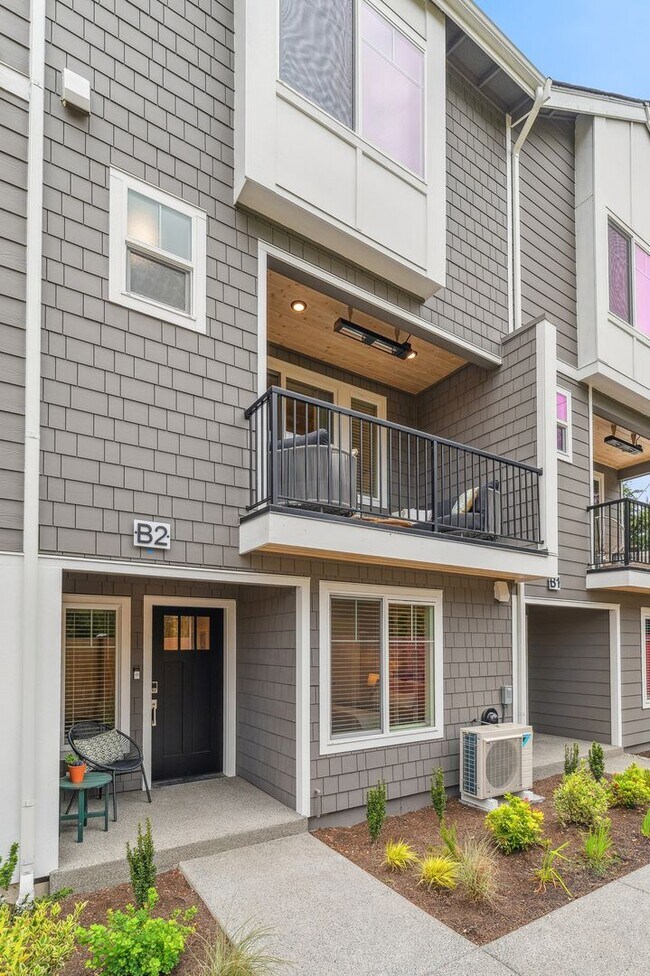 Foto del edificio - 3 Bed | 3.5 Bathroom | 1626 Sq Ft | $3,450