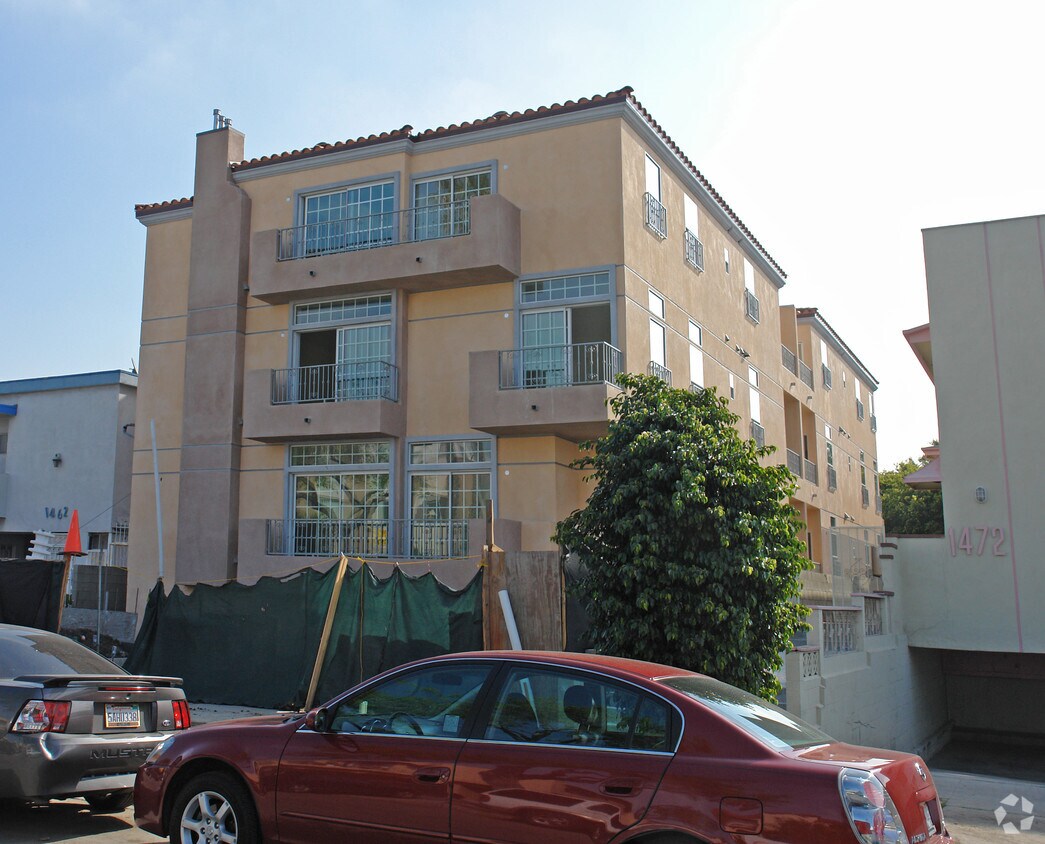 Primary Photo - M.G. Apts