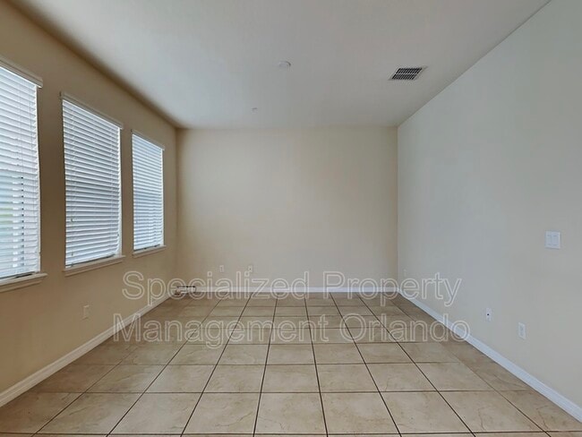 Building Photo - 9685 Silver Buttonwood St