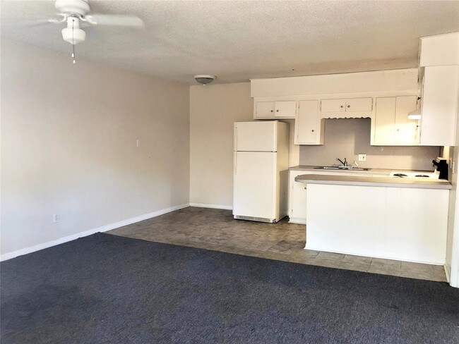 Foto del edificio - 911 University Ave