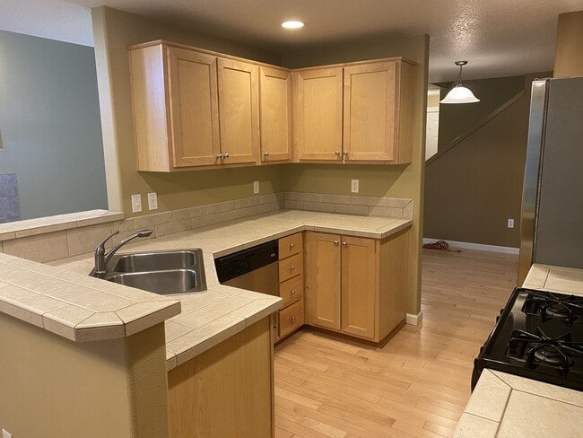 Foto del edificio - 10789 SW Canterbury Ln