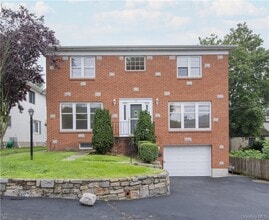 Building Photo - 30 Cassilis Ave