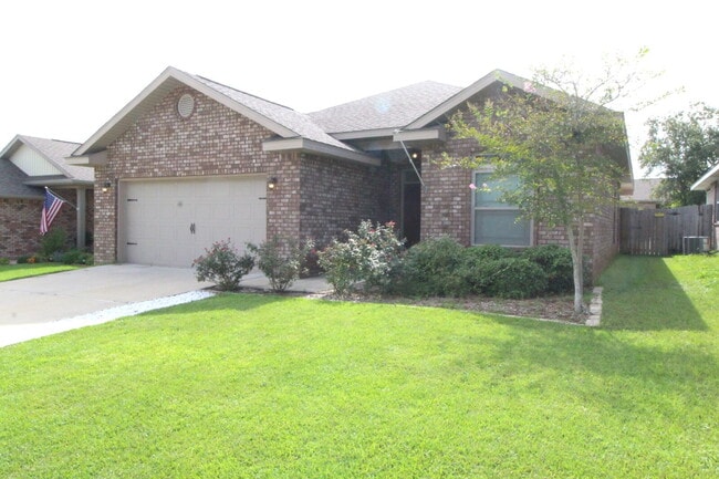 Foto del edificio - Beautiful 3BR/2BA Brick Home with Granite Kitchen, Covered Patio, Fire Pit & 2-Car Garage Near I-10