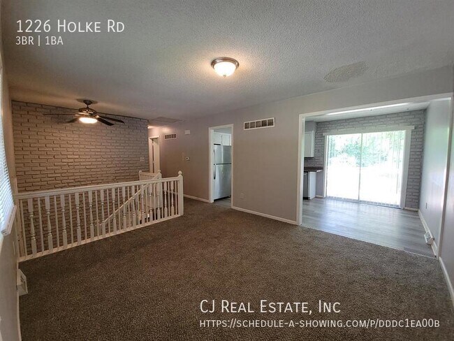 Building Photo - 1226 Holke Rd