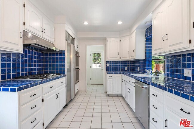 Foto del edificio - 11555 Duque Dr