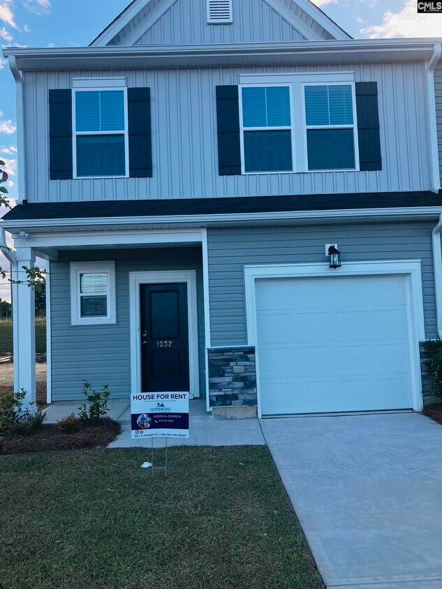Foto principal - 1032 Cornelia St