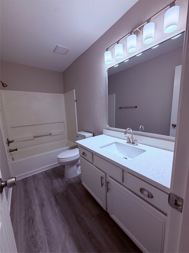 Building Photo - 22803 Tara Way Dr