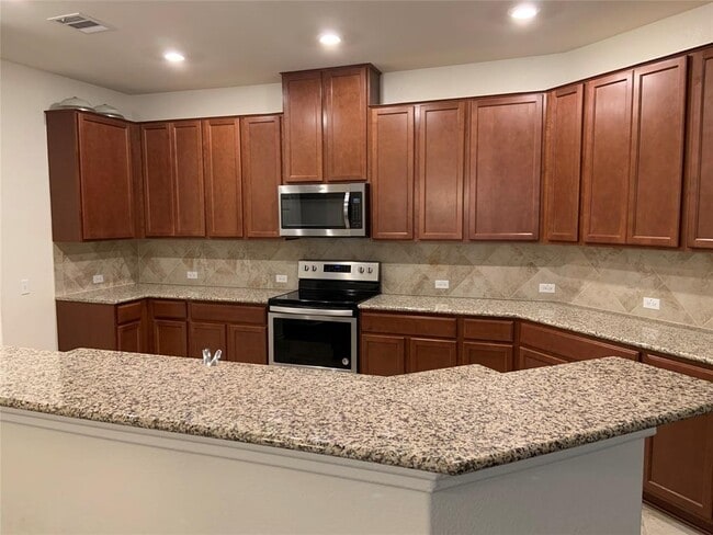 Building Photo - 9006 Acorn Cup Dr