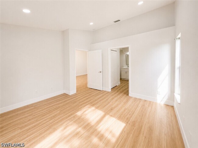 Building Photo - 8204 Ibis Cove Cir