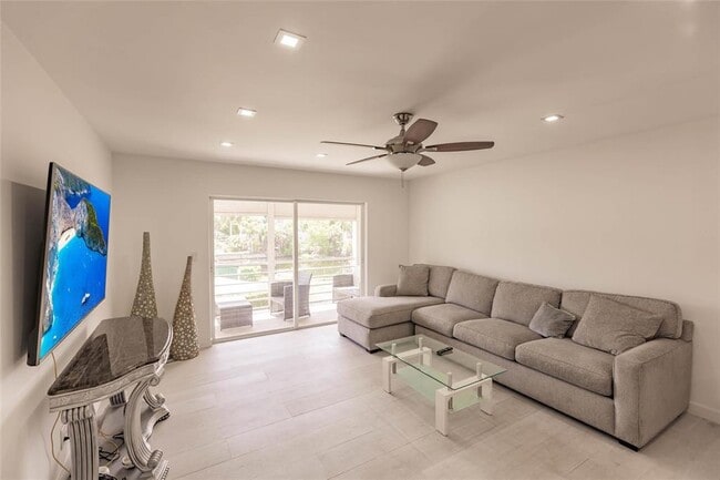 Foto del edificio - 4100 N 58th Ave