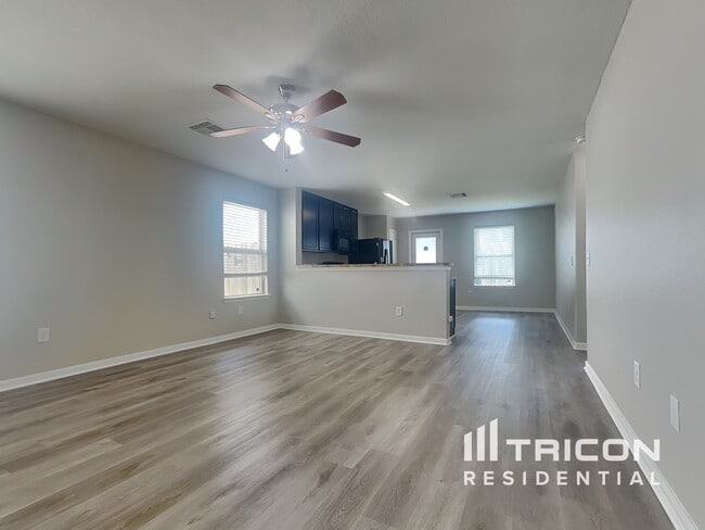 Foto del edificio - 9910 Waldens Pond Court