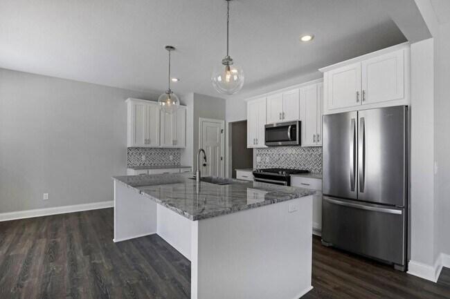 Building Photo - 405 Stageline Rd