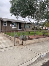 Building Photo - 1073 S Lincoln Ave