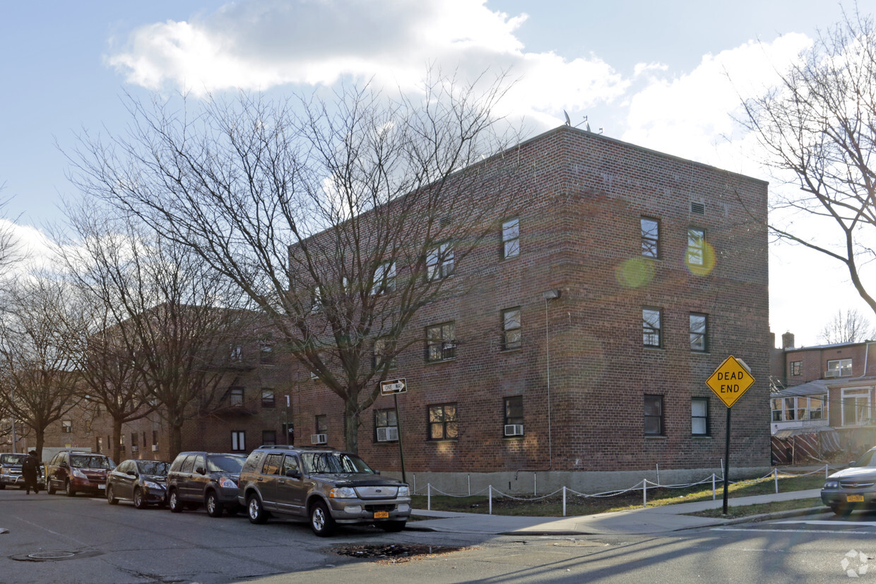 Kew Garden Hills - 147-08 72nd Rd