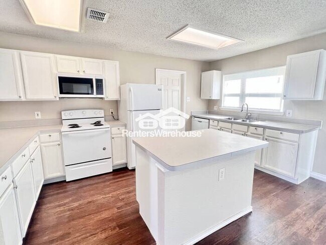 Foto del edificio - Move-In Ready!