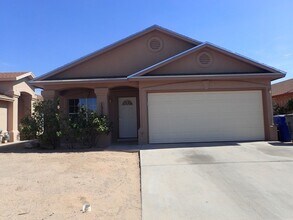 Building Photo - 12246 Via Granada Dr