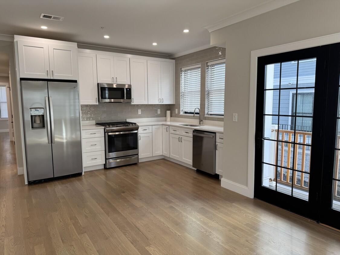 Photo - 283 LaMartine St. Unit 2