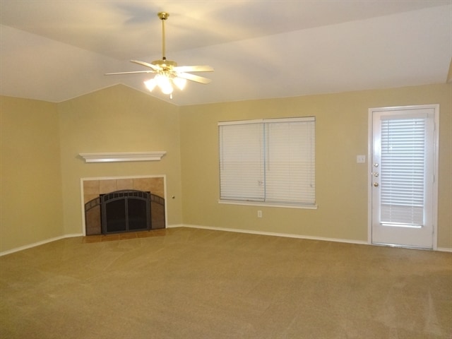 Foto del edificio - 1051 Wood Stream Dr