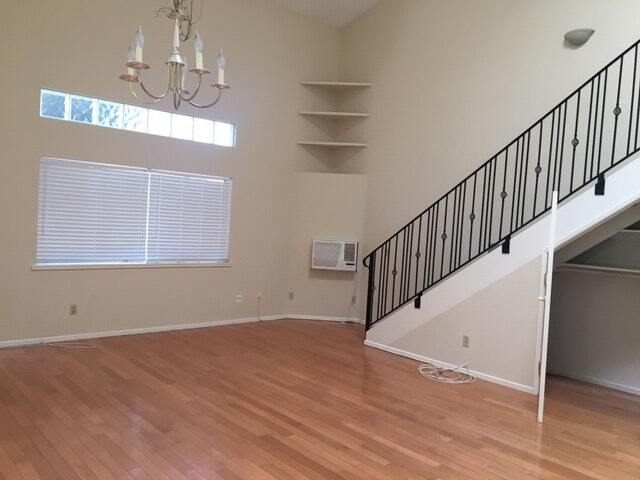 Foto del edificio - 11508 Moorpark St