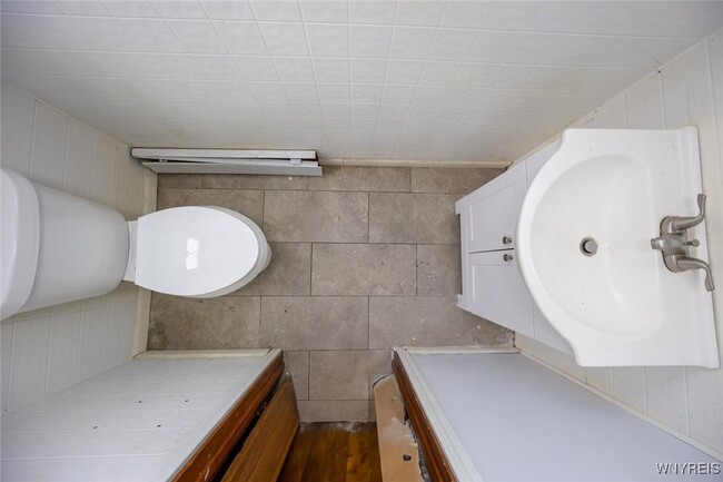 Foto del edificio - 54 Brownell St