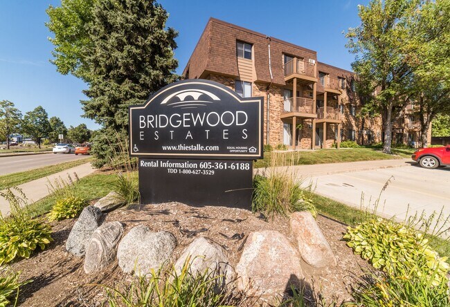 Foto del edificio - Bridgewood Estates