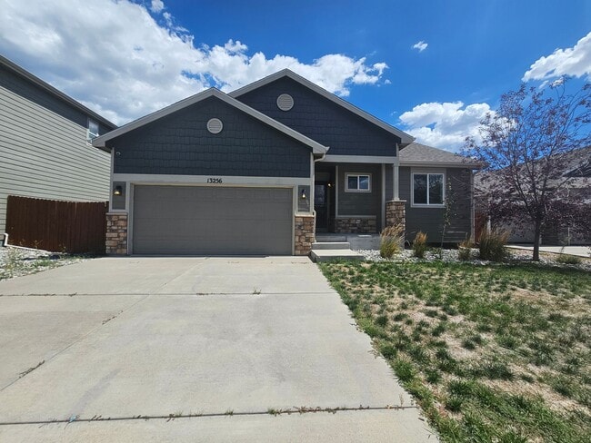 Building Photo - 13256 Park Meadows Dr