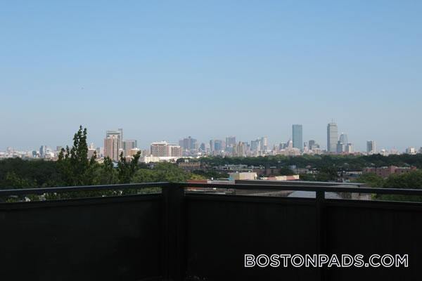 Foto del edificio - 1455 Commonwealth Ave