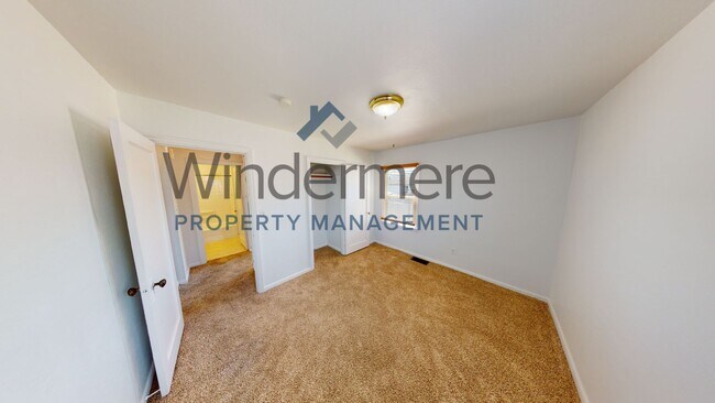 Foto del edificio - 1736 Portland Ave
