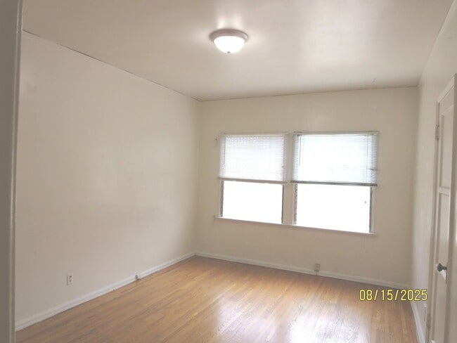 Bedroom #1 - 5640 W 6th St