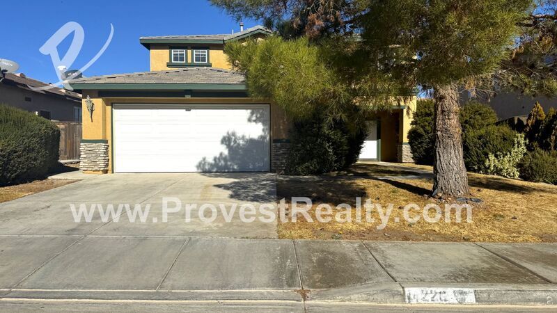 Foto principal - 14226 Blackstone St