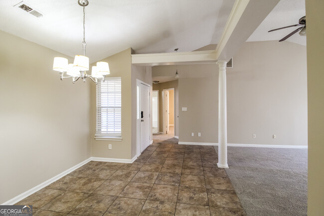Building Photo - 1106 Briar Cove Ct