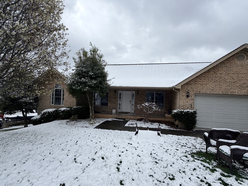 Building Photo - 104 Laurel Canyon