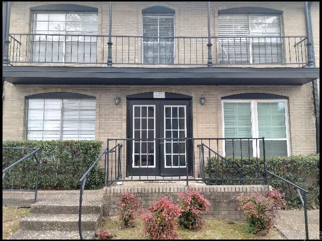 Primary Photo - 1601 N Bryant St