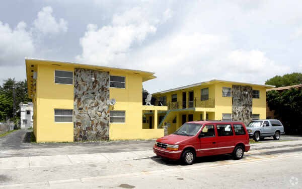 Building Photo - Riverpark Apartments