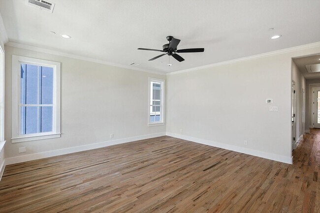 Foto del edificio - 510 Woodside Trl