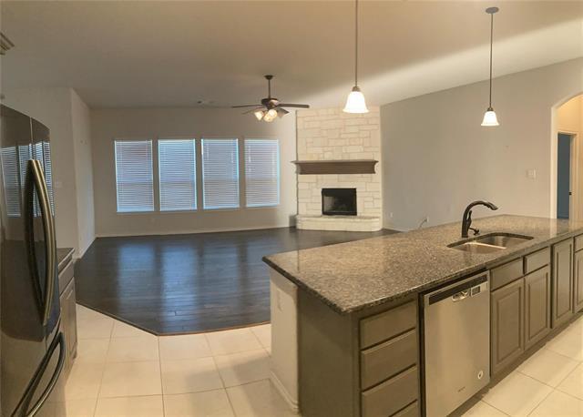 Foto del edificio - 1566 Country Crest Dr