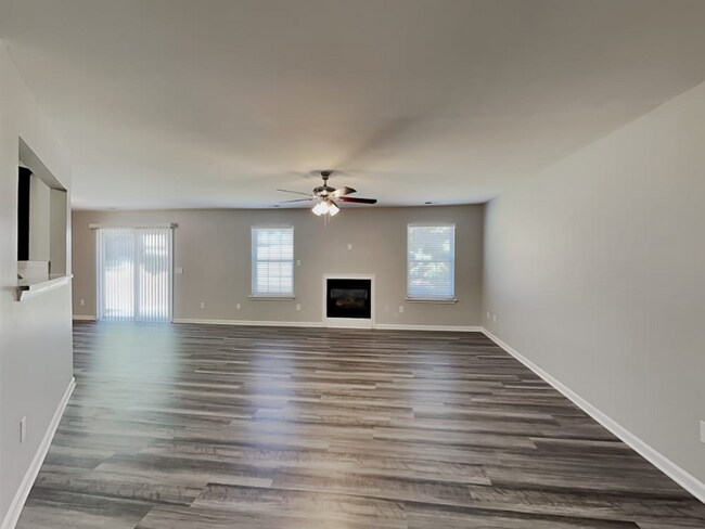 Foto del edificio - 4232 Devonbridge Ln