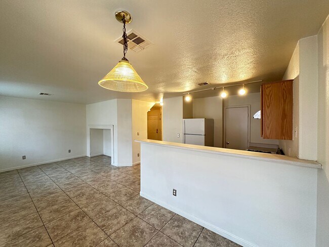 Building Photo - CORTE MADERA