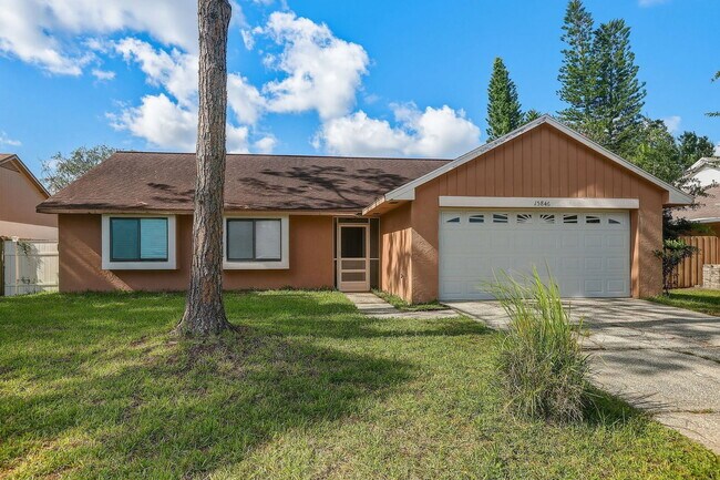 Foto del edificio - 15846 Country Lake Dr