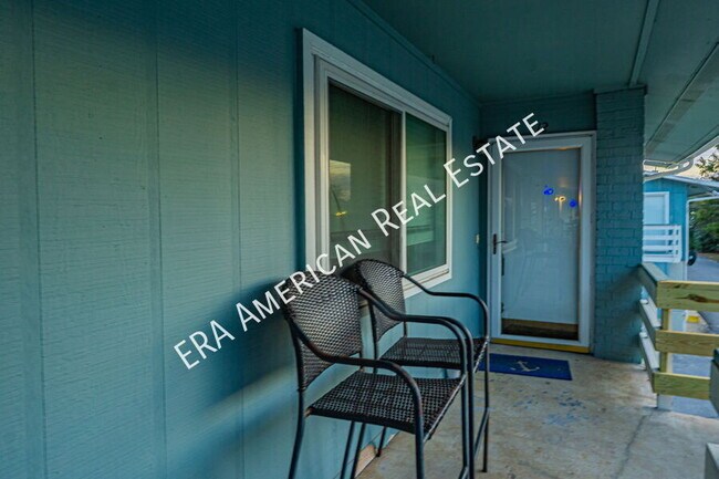 Foto del edificio - 726 Eglin Pkwy NE