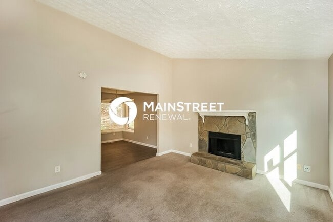 Foto del edificio - 3 Bedroom Pet-Friendly Home in Union City, GA with Main Street Renewal
