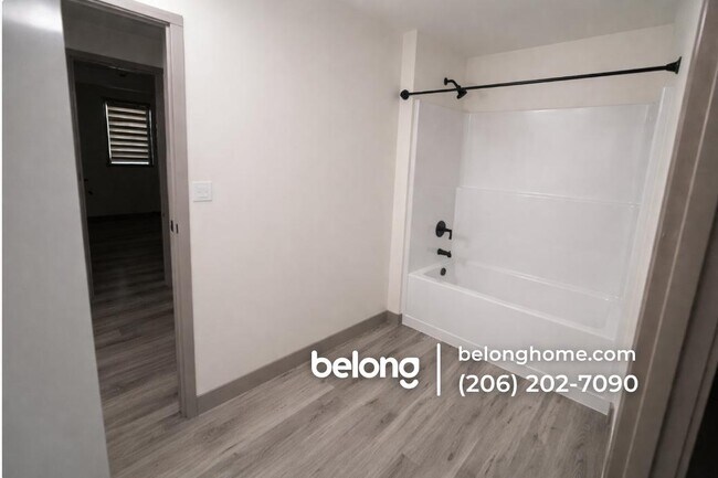 Foto del edificio - 519 7th Ave NW