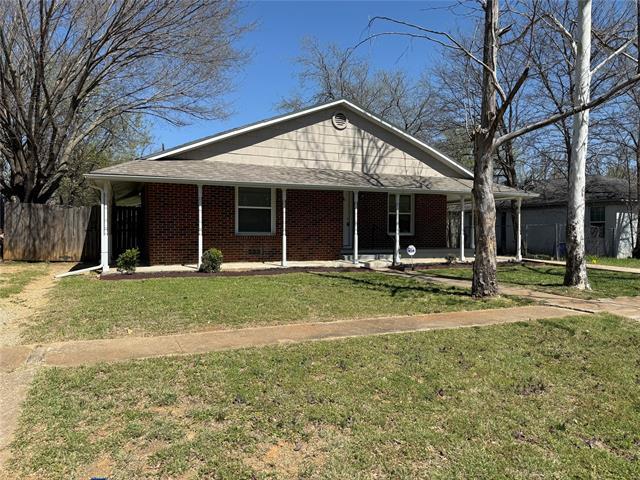 Building Photo - 1715 W Elm St