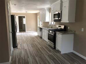 Building Photo - 592 River Plantation Dr